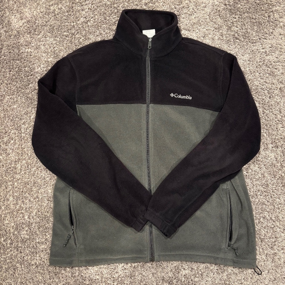 Vintage Columbia Grey and Black Fleece Jacket